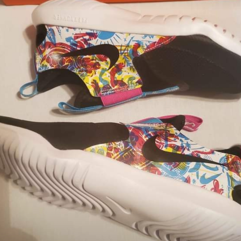 Nike flex youth